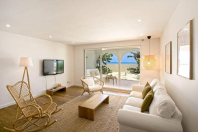 Cozi, Orient Bay